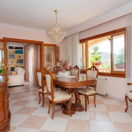 Tineo Villa *